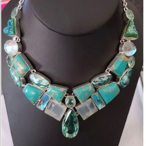 Artisan 925. Silver Teal Stones Necklace.